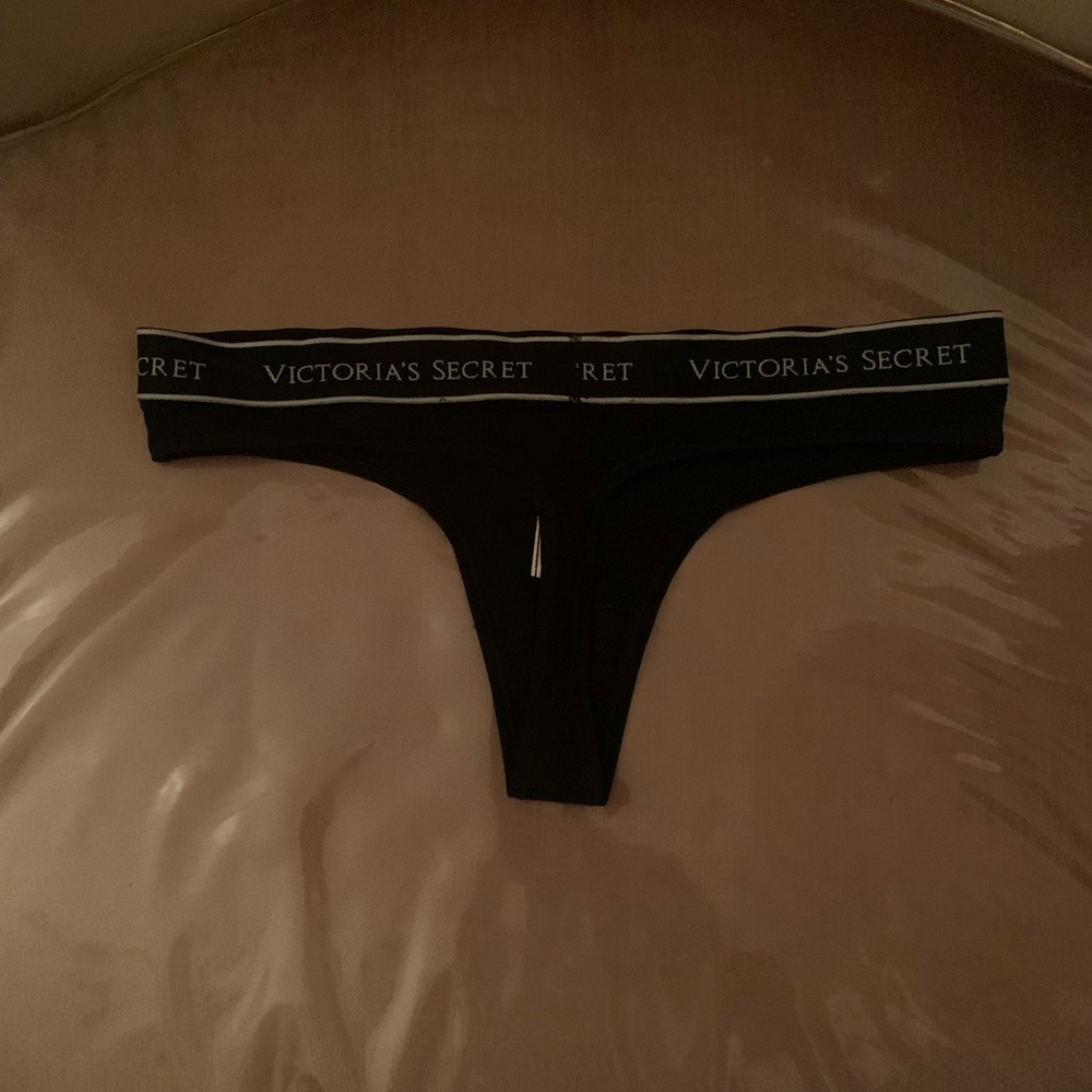 Selling Victoria’s Secret thong nwt any questions ask 🌸💕 - Picture 2 of 3